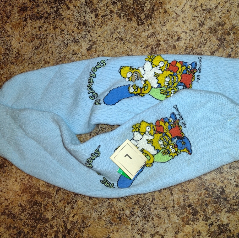 VINTAGE SIMPSON FAMILY SOCKS SIZE LARGE NWT